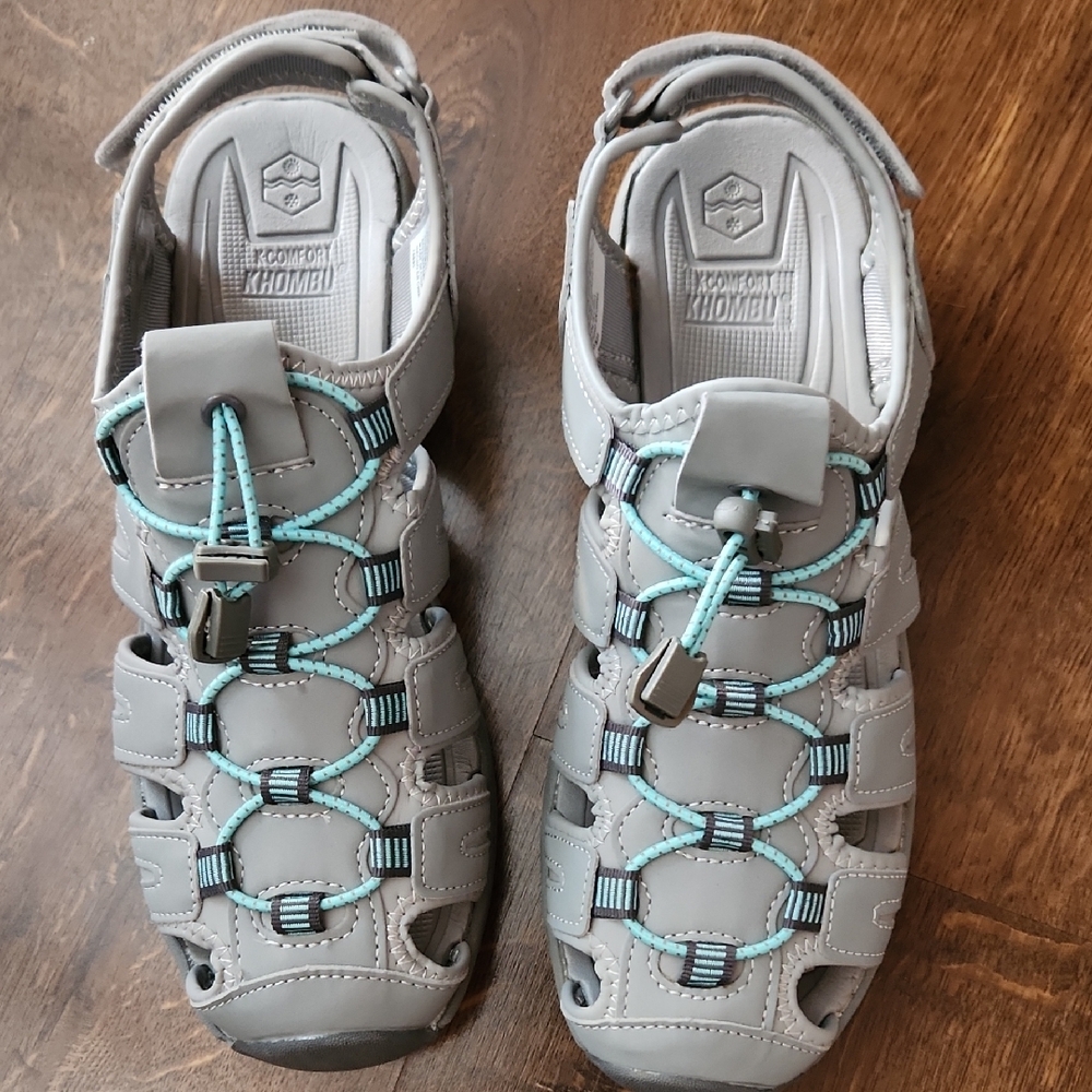 Kombi Gray Sandals with Blue Accents